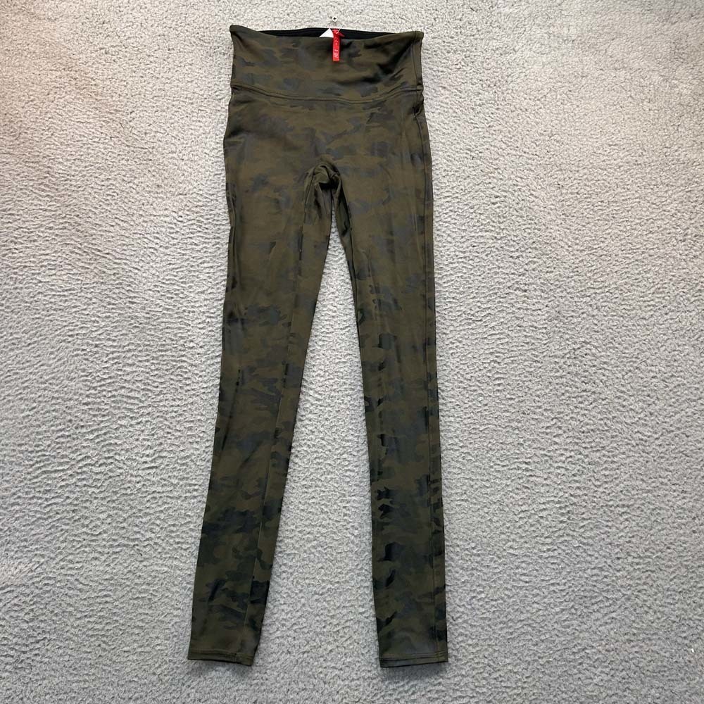 Spanx Leggings Womens Pedal Pusher Size Small Camo Green